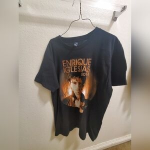 Enrique Iglesias 2014 Concert T-shirt.